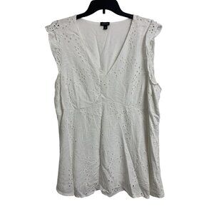 Torrid 3X White Eyelet Cap Sleeve Empire Waist‎ V-Neck Lined Blouse Top Rayon